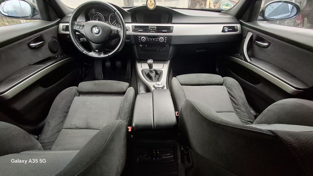 Vând BMW  E90  M / Paket  2007  2.0 ,D ,163 cp