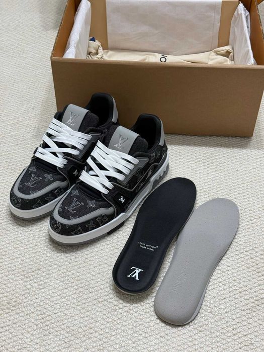 Adidasi Louis Vuitton Trainer Premium