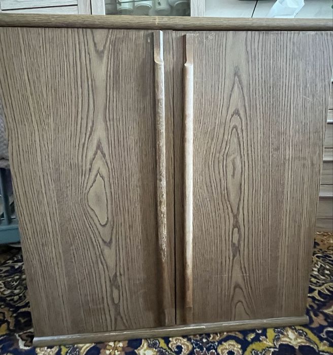 Продаю 2 шкафчика