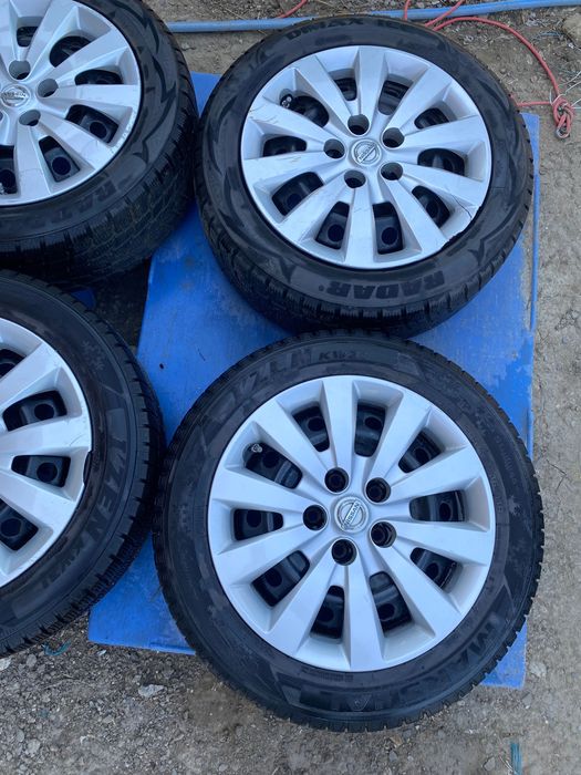 Roti de iarna Nissan 205/55/16 senzori presiune inclusi