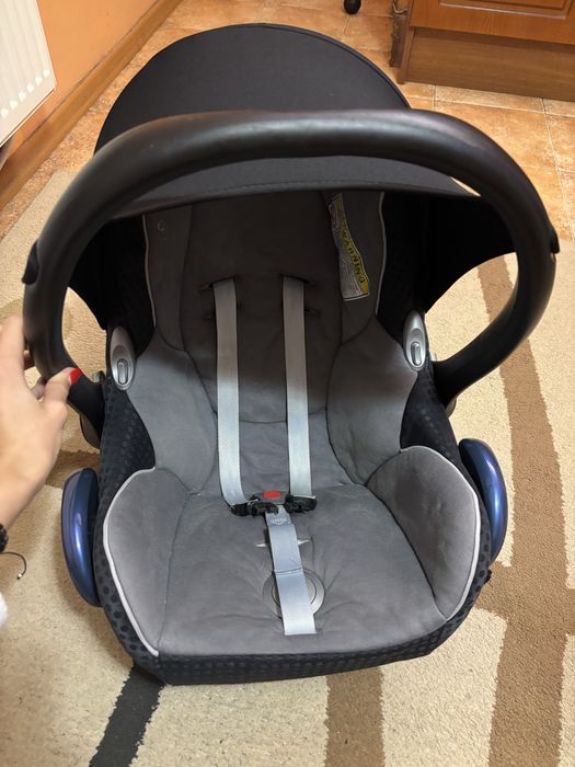 Кошче за кола Maxi-Cosi