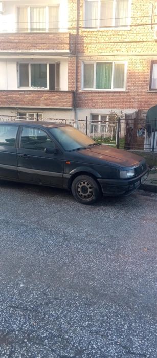 Автомобил Volkswagen PASSAT