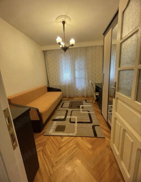 Apartament de vanzare 3 camere - Calea Aurel Vlaicu, Arad