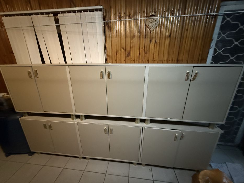 Шкафы для магазина или дома цена за 2 ТОРГ