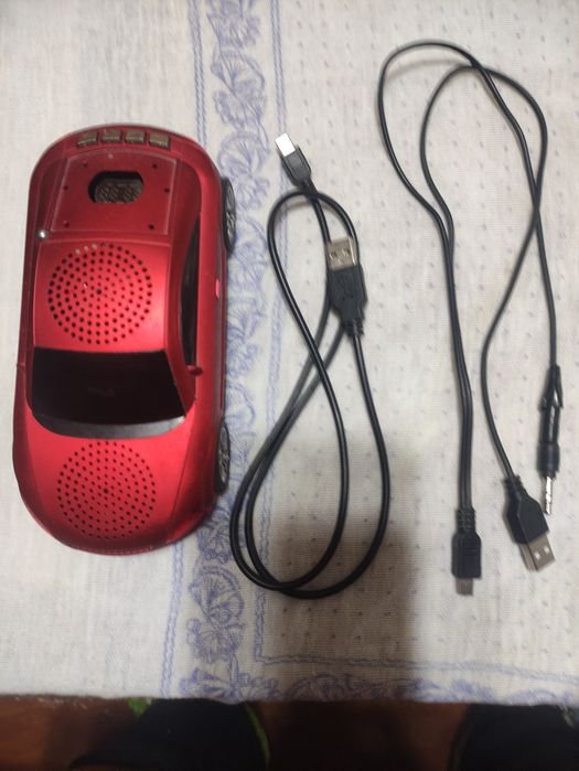 Продается машинка-колонка,радио FM