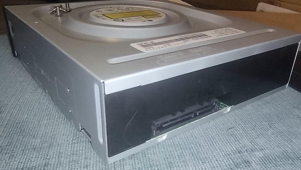 Оптический привод LG GH24NSD1