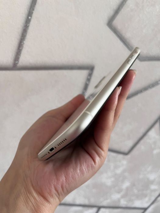 Продам iPhone 11
