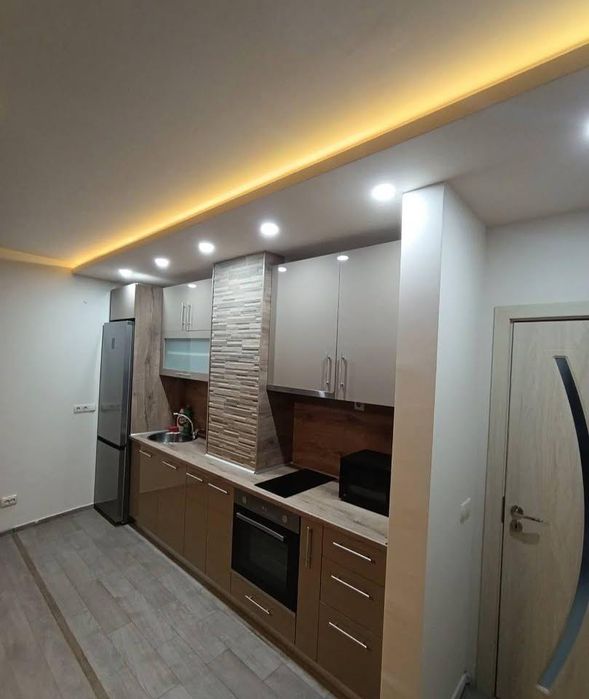 Двустаен апартамент под наем в ж.к. Кръстова вада, 2219118