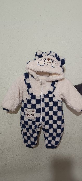 Продается зимний комбинезон