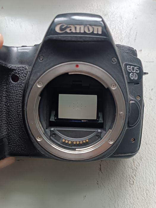 Canon 6d body.     Ishlashi zoʻr aybi yoq