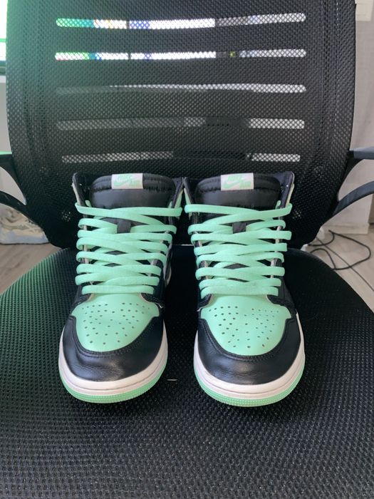 Jordan 1 High Green Glow