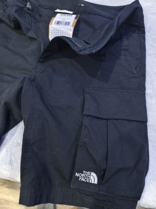 Pantaloni north face noi