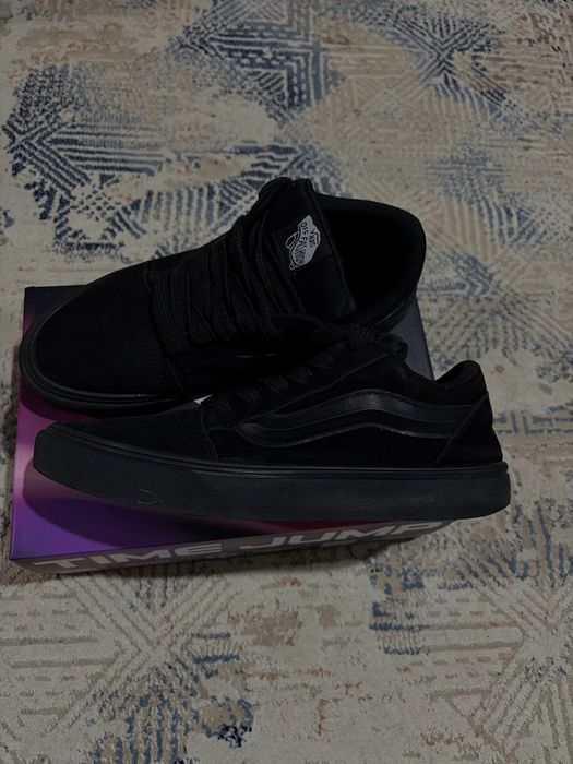 Кроссовки базовые Vans