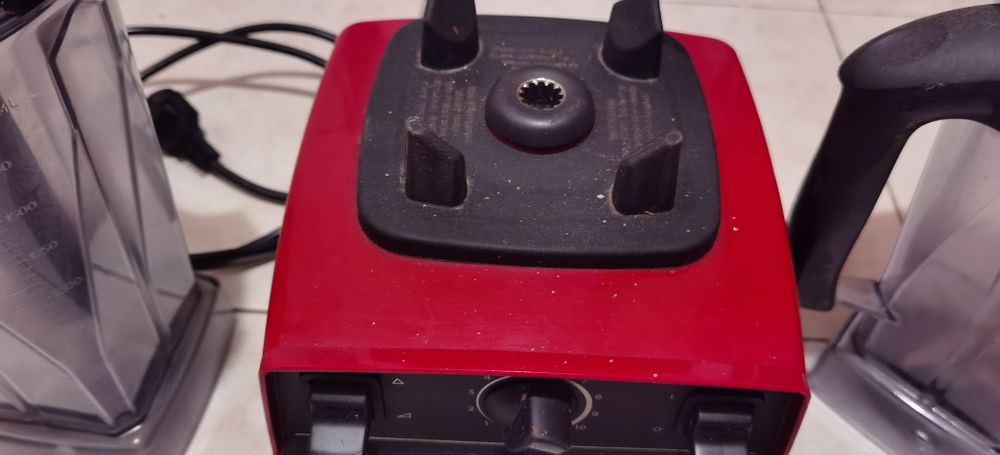 Професионална Машина мелене на ядки за тахан и масла Vitamix TNC 5200