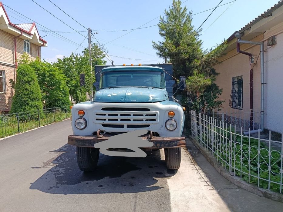 zil sotiladi yaxshi xolatda