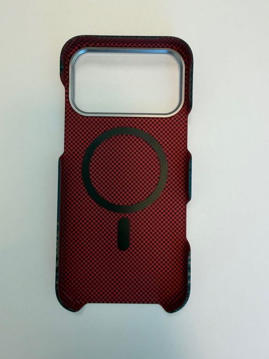 Чехол силиконовый iPhone 17 pro max белый