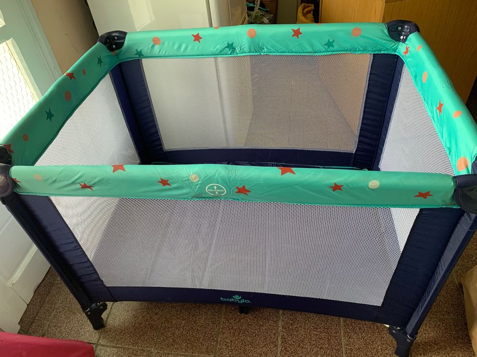 Pătuț pliabil / portabil
