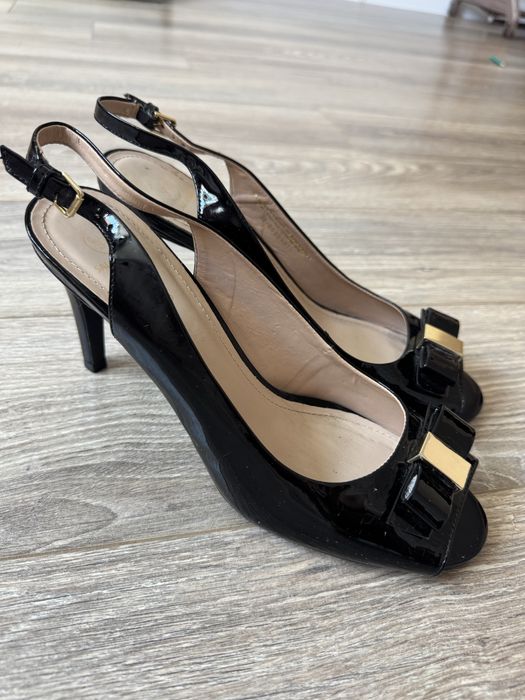 Босоножки туфли 41 размер продам