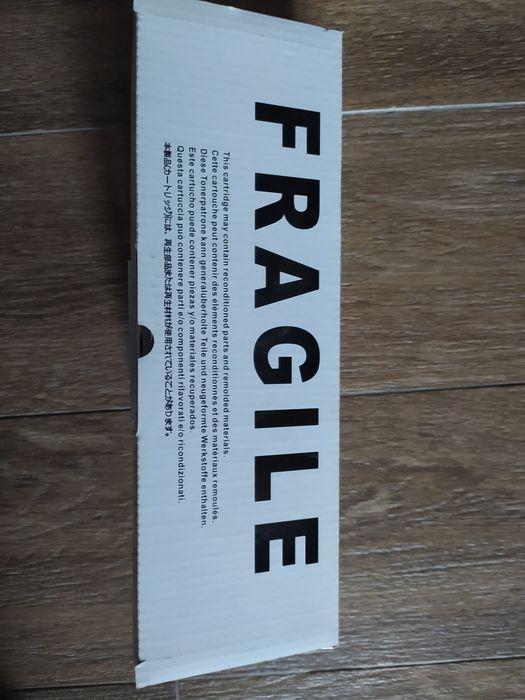 Новые в упаковке картриджи для принтера Canon