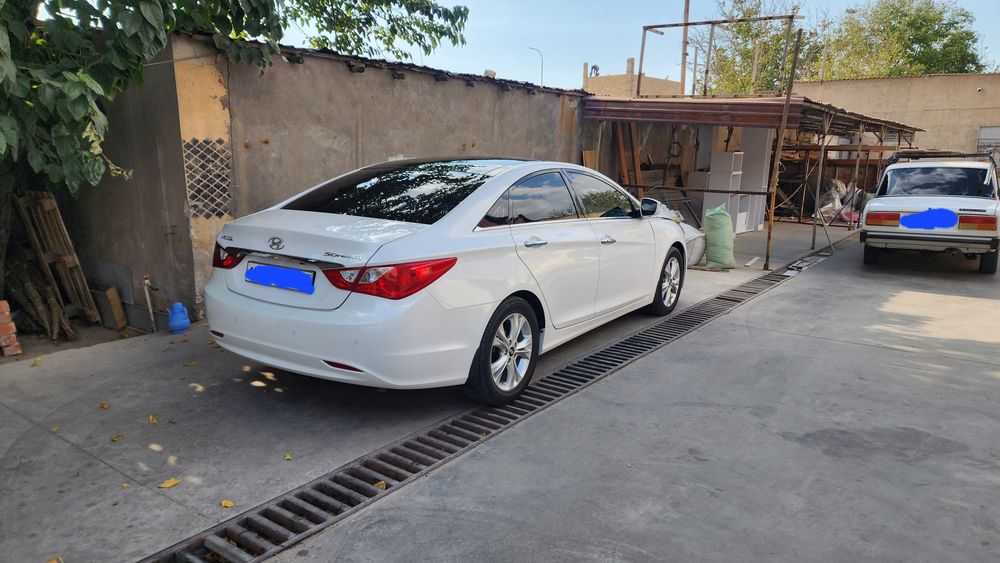 Hyundai sonata 2012