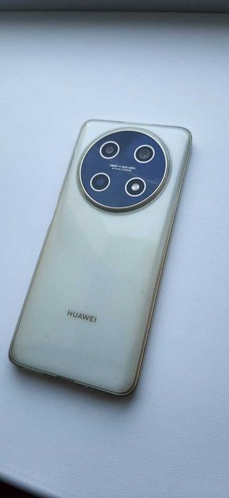 Продам Huawei Nova 13i