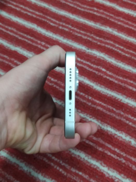 Продам iPhone 14 128гб отличном состоянии