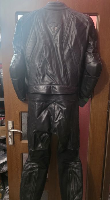 Мото екип Dainese номер 46