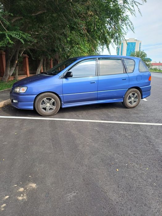 Продам семейный минивэн Ипсум