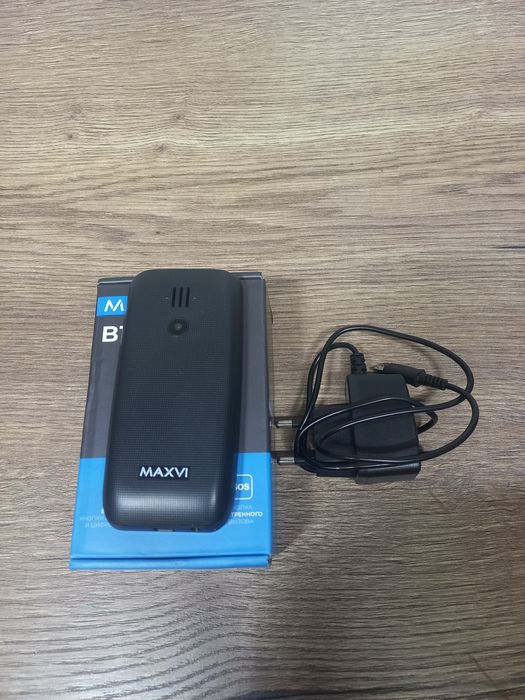 Телефон MAXVI B110