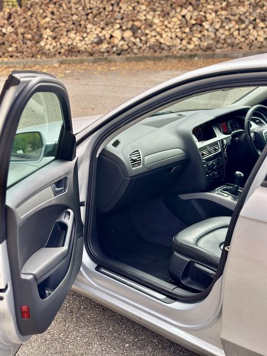 Audi A4 b8 2.0d 143cp