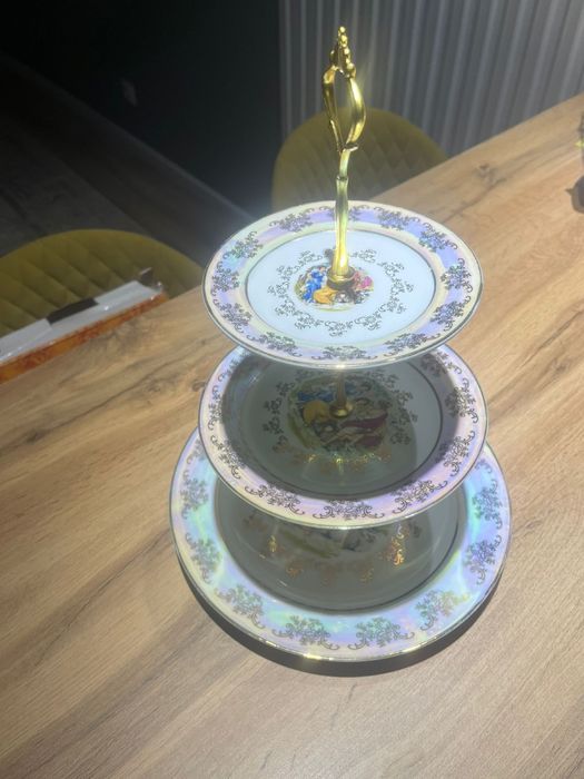 Этажерка Мадонна