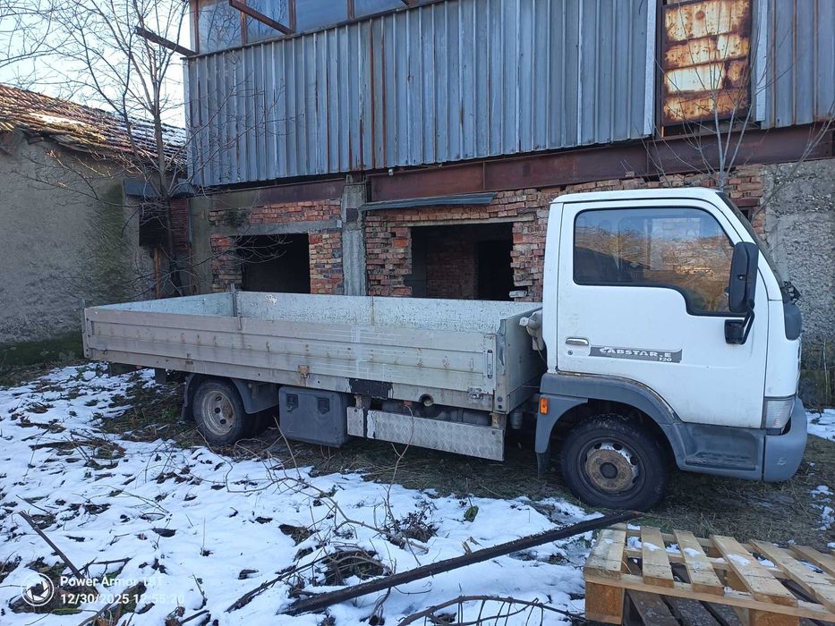 Нисан Капстар бордови