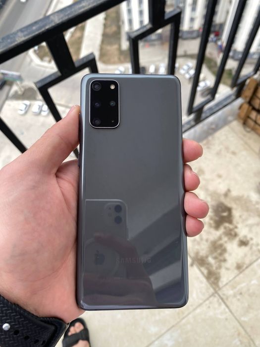 Samsung Galaxy S20 plus