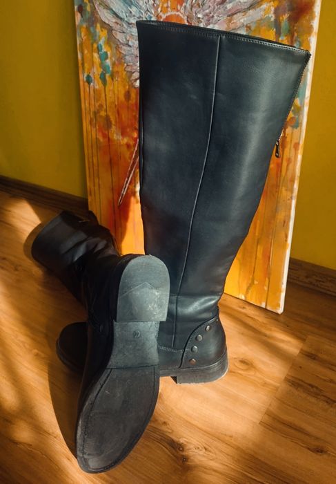 Дамски черни ботуши