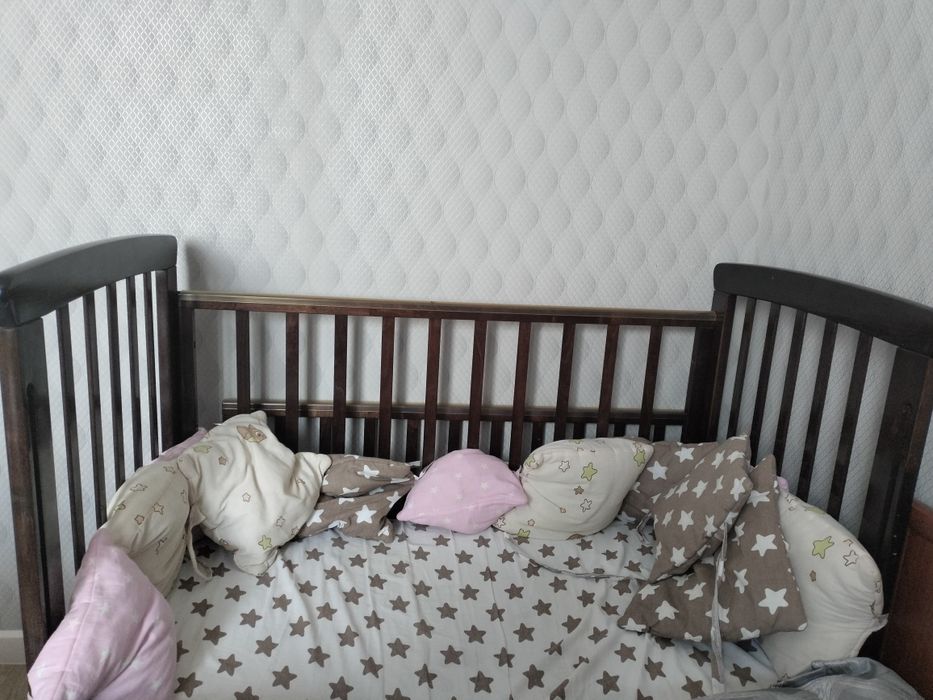 Продам детскую кровать манеж