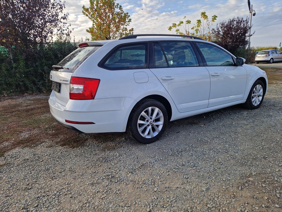 SKODA Octavia 2018 — imagine 3
