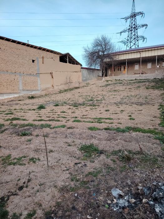 uchaska yer sotiladi