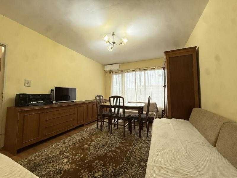 Дава се под наем Едностаен апартамент в Бургас, Братя Миладинови - 35 кв.м за 295.8 € - Снимка #1