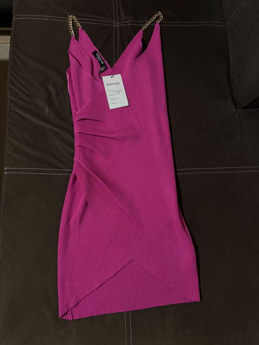 Парти рокля цикламена