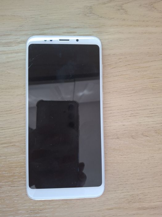 Телефон redmi 5 plus 32гб