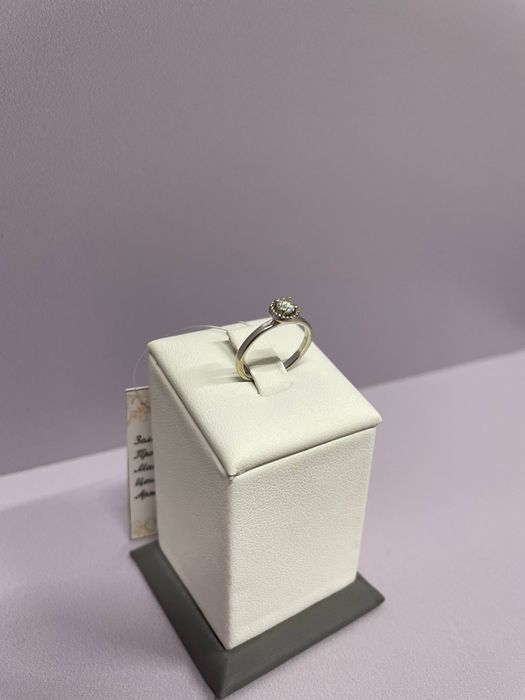 Золотое кольцо с брилл/ #СР003995