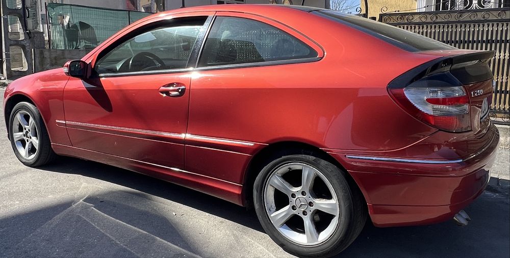 Mercedes c200 coupe