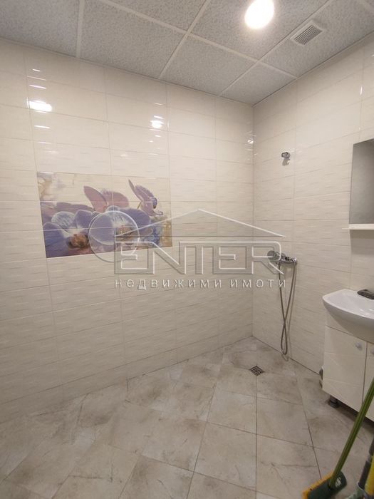Продава се Магазин в Варна, Младост 1 - 140 кв.м за 2500 €/кв.м - Снимка #3