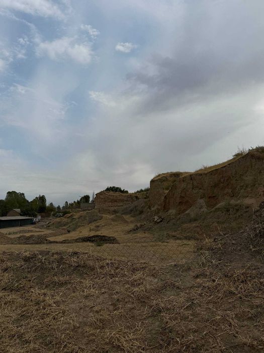 Продается участок  Юкоричирчик р-н, Суркент, Янгихает МФЙ, ул Кизилту