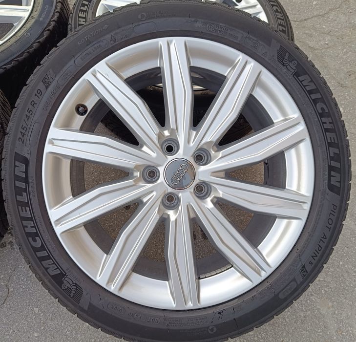 Оригинални джанти 19 цола с гуми зимни Audi A6 S6 дот 2020г.