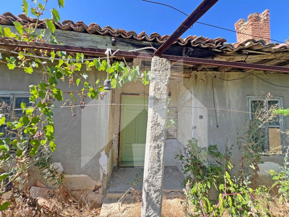 Продава се Къща в с. Писарево, Област Шумен - 79 кв.м за 114 €/кв.м - Снимка #2