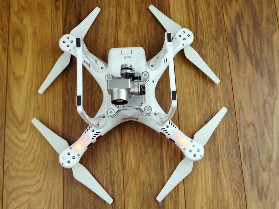 Квадрокоптер дрон DJI Phantom 3 SE / Standard