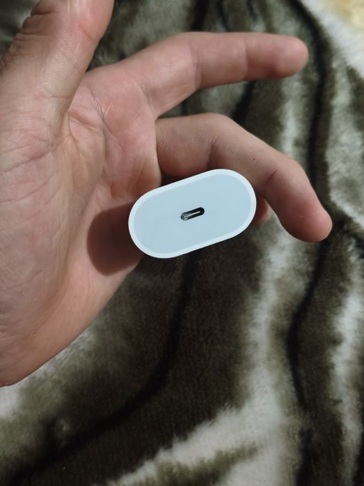 Продам адаптер айфонский