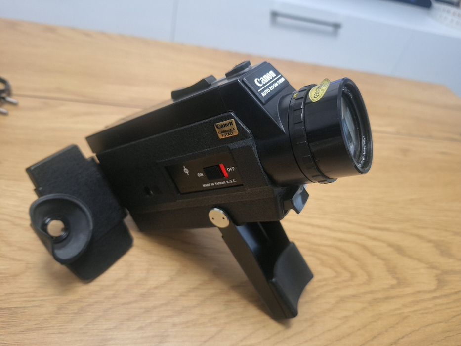 Cameră de filmat vintage