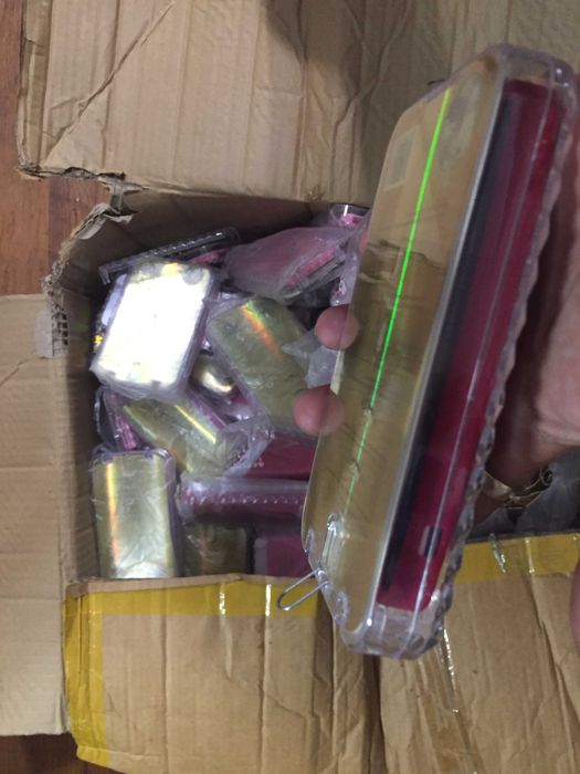 кашон кейсове за айфон